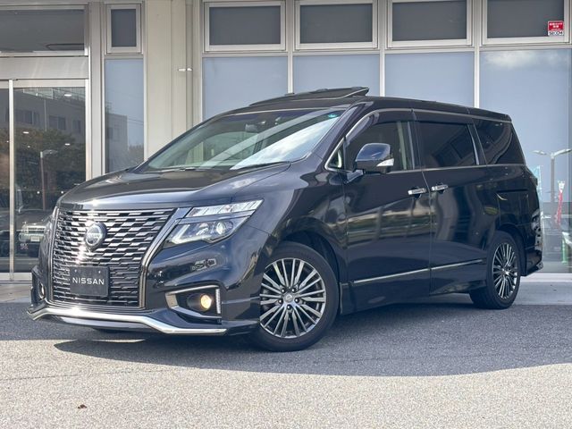NISSAN ELGRAND 2021
