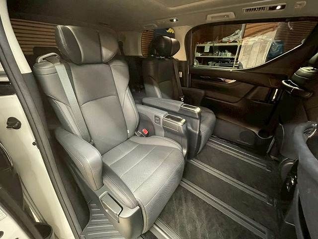 TOYOTA ALPHARD 2020