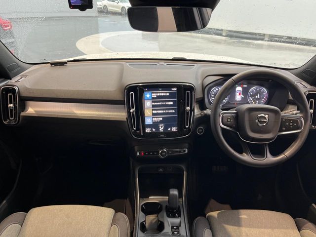 VOLVO VOLVO XC40 2022