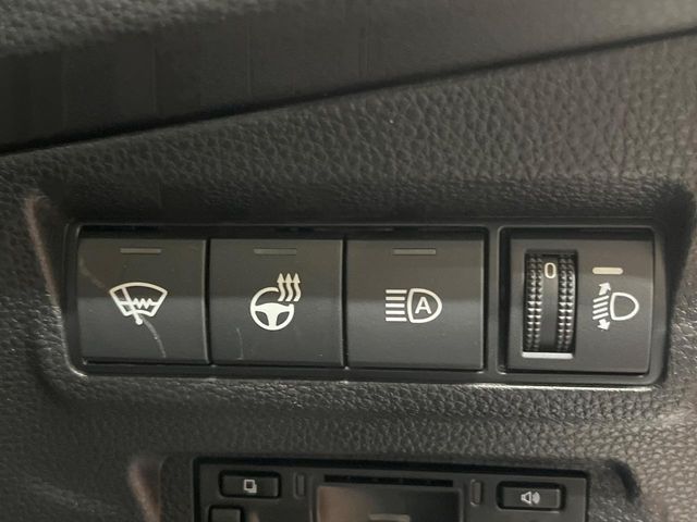 TOYOTA COROLLA CROSS HYBRID 2025