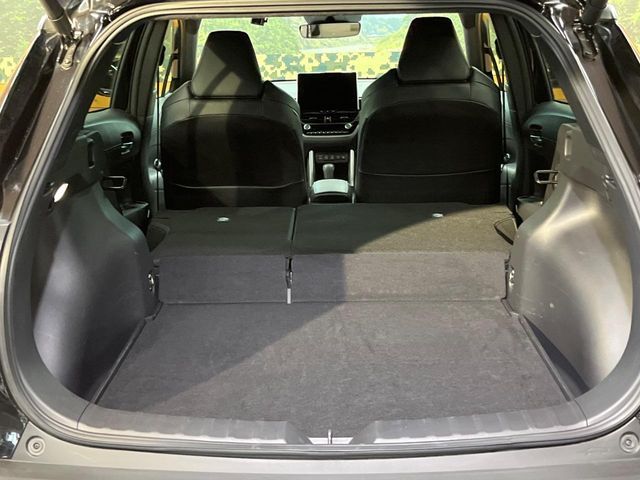 TOYOTA COROLLA CROSS HYBRID 2025