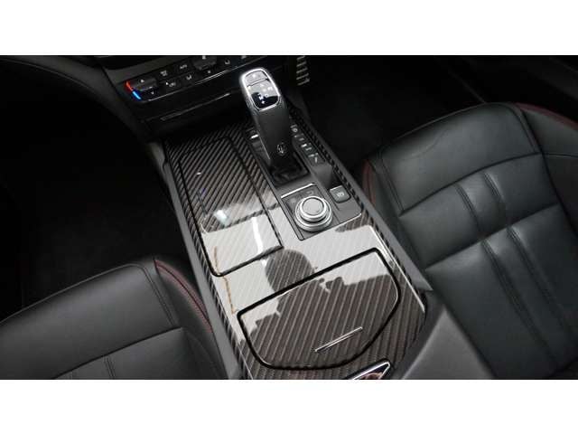 MASERATI MASERATI GHIBLI Sedan 2021