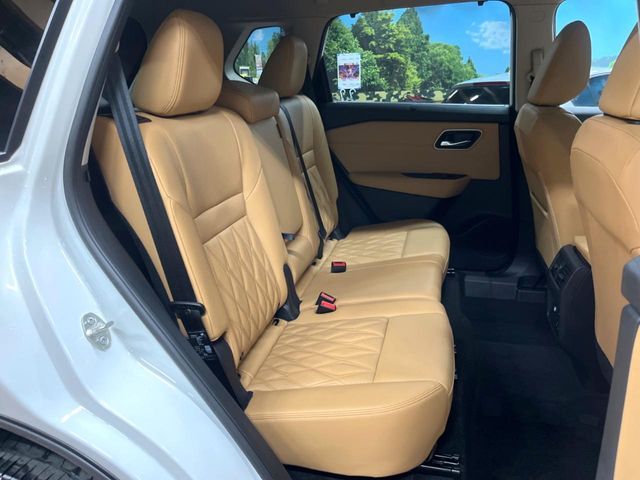 NISSAN X-TRAIL HYBRID 4WD 2024