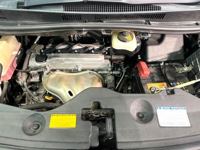 TOYOTA VELLFIRE 2013