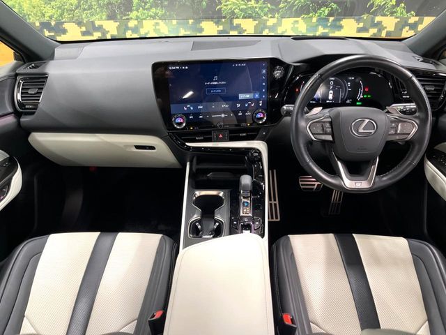 TOYOTA LEXUS NX350h 2023