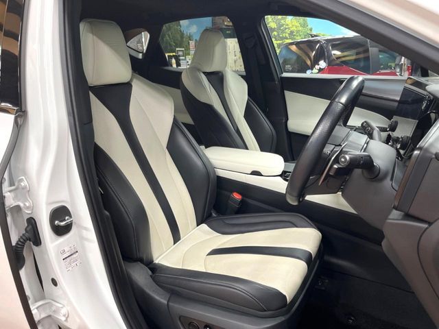 TOYOTA LEXUS NX350h 2023