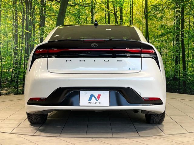 TOYOTA PRIUS 2023
