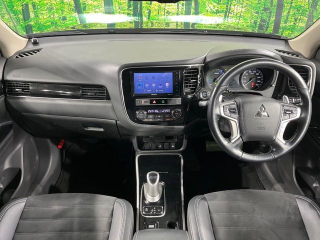 MITSUBISHI OUTLANDER PHEV 2018