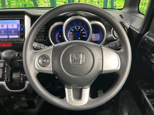 HONDA N BOX CUSTOM 2016