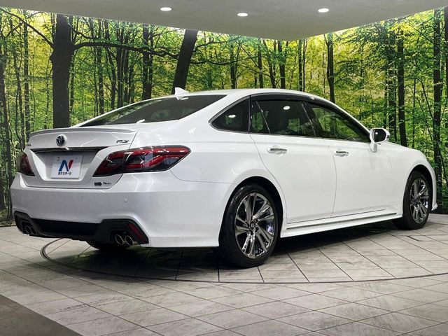 TOYOTA CROWN sedan hybrid 4WD 2021