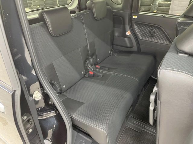 DAIHATSU TANTO CUSTOM 4WD 2021