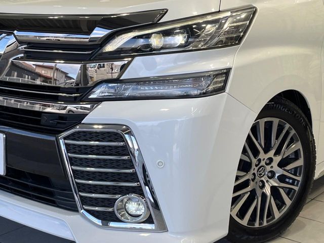 TOYOTA VELLFIRE 2016