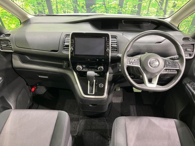 NISSAN SERENA  S-HYBRID 2018