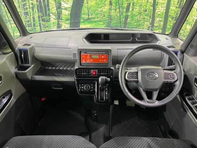 DAIHATSU TANTO CUSTOM 4WD 2020