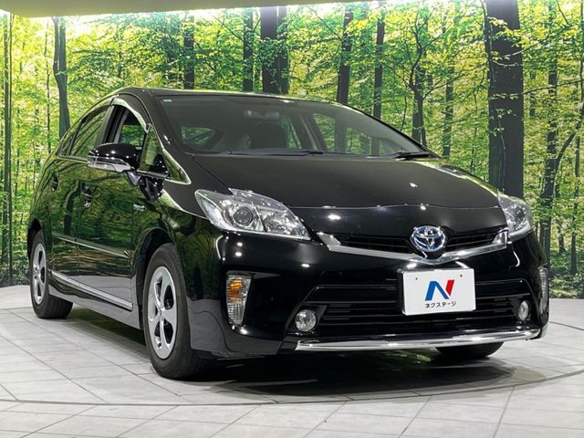 TOYOTA PRIUS 2015