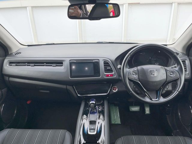 HONDA VEZEL HYBRID 2016