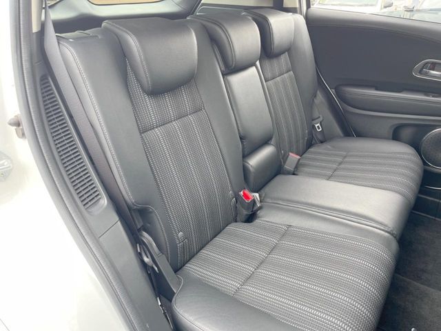 HONDA VEZEL HYBRID 2016