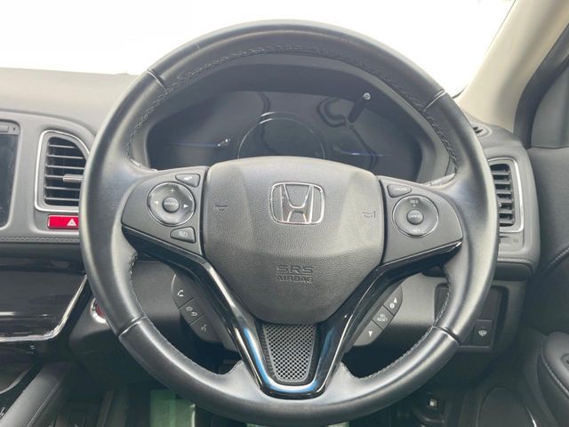 HONDA VEZEL HYBRID 2016