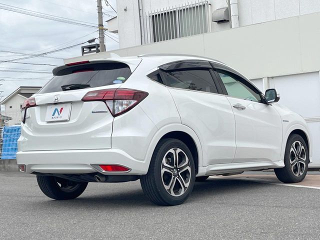 HONDA VEZEL HYBRID 2016