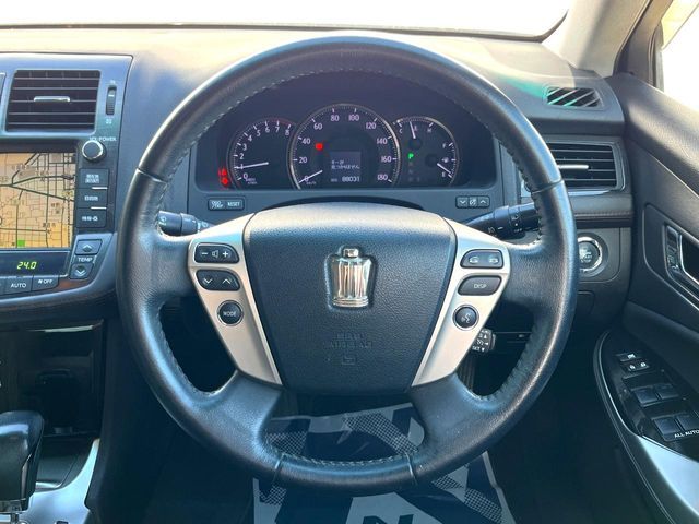 TOYOTA CROWN sedan 2010