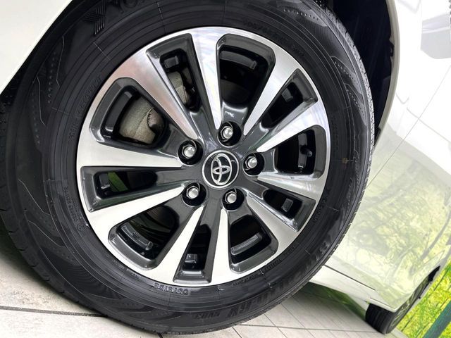 TOYOTA ESQUIRE HYBRID 2018