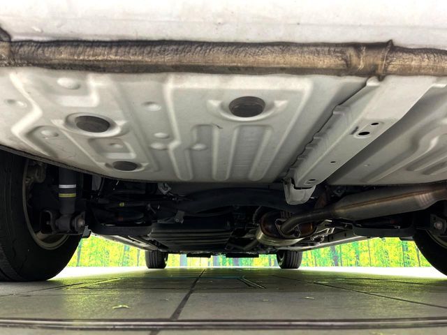 TOYOTA ESQUIRE HYBRID 2018