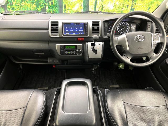 TOYOTA HIACE van 2WD 2021