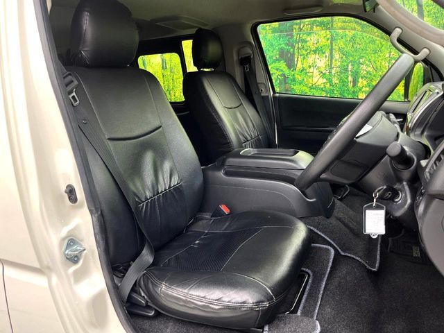 TOYOTA HIACE van 2WD 2021