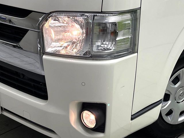 TOYOTA HIACE van 2WD 2021