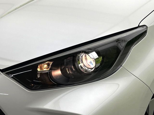 TOYOTA YARIS HYBRID 2023