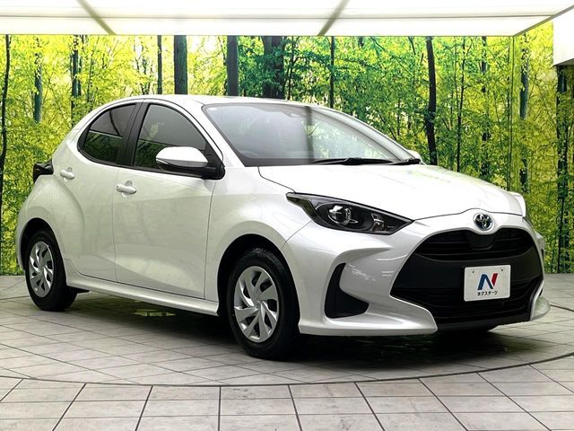 TOYOTA YARIS HYBRID 2023