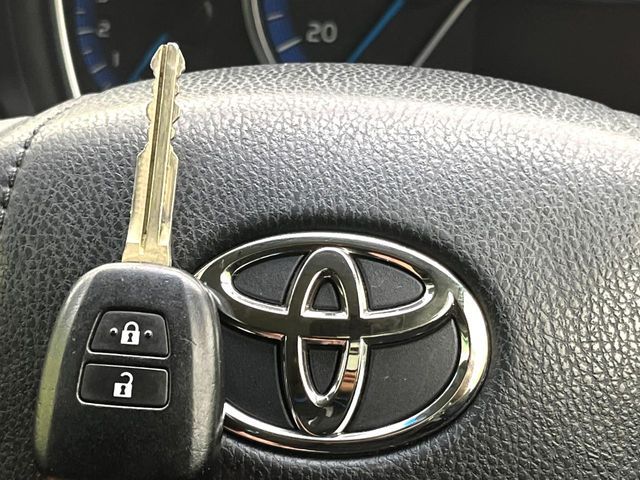 TOYOTA COROLLA FIELDER HYBRID 2013