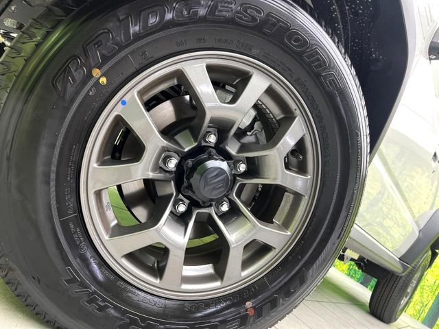 SUZUKI JIMNY NOMADE 2025