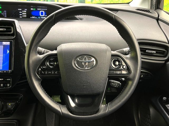 TOYOTA PRIUS 2019