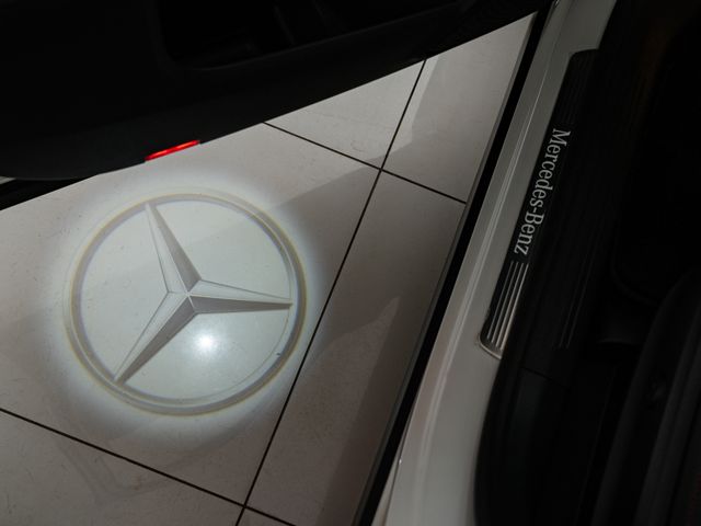 MERCEDES BENZ MERCEDES BENZ GLB 2023