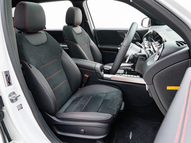 MERCEDES BENZ MERCEDES BENZ GLB 2023