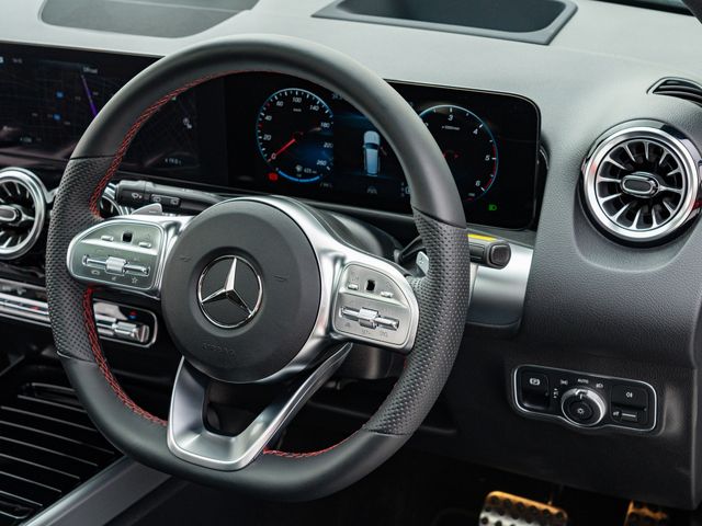 MERCEDES BENZ MERCEDES BENZ GLB 2023