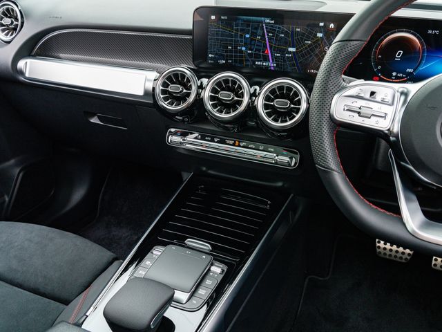 MERCEDES BENZ MERCEDES BENZ GLB 2023