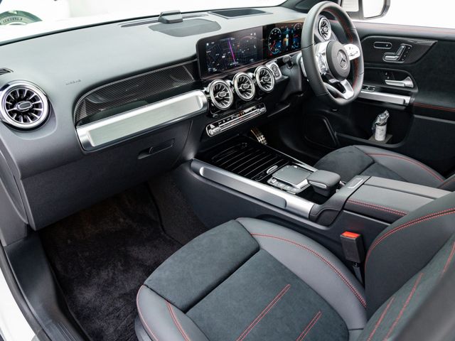 MERCEDES BENZ MERCEDES BENZ GLB 2023