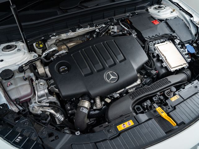 MERCEDES BENZ MERCEDES BENZ GLB 2023