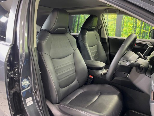 TOYOTA RAV4 4WD 2023