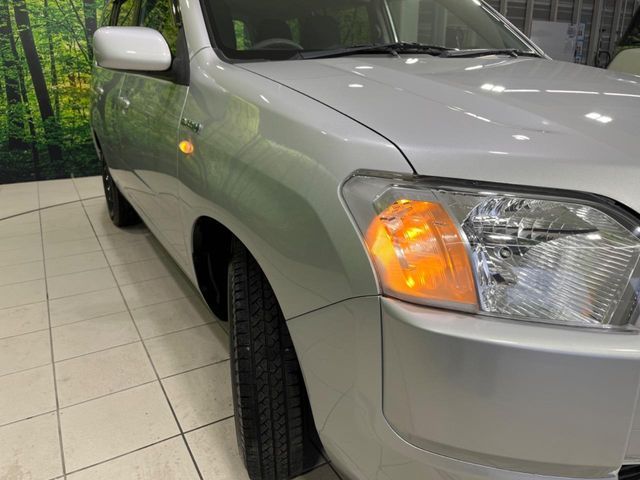 TOYOTA SUCCEED van HYBRID 2019