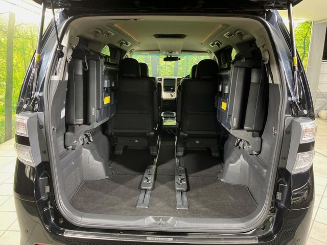 TOYOTA VELLFIRE 2012