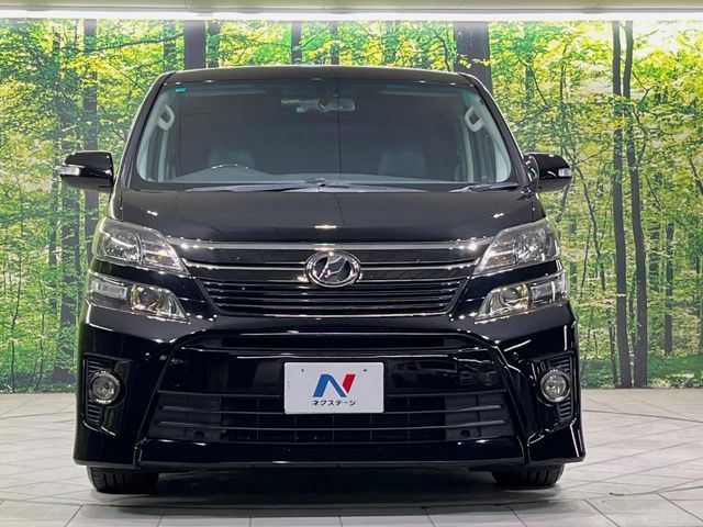 TOYOTA VELLFIRE 2012