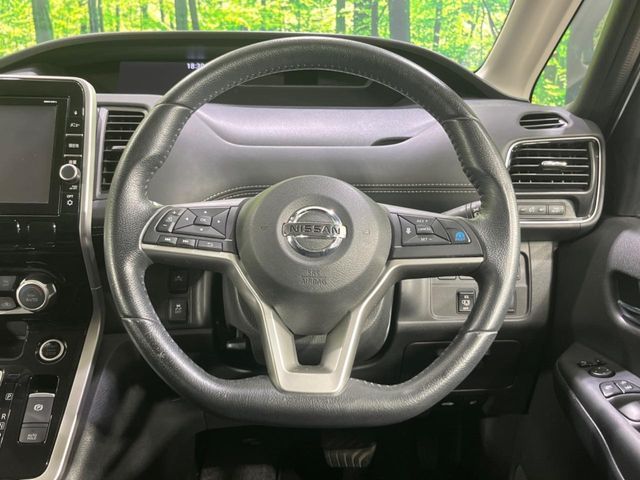 NISSAN SERENA  S-HYBRID 4WD 2016