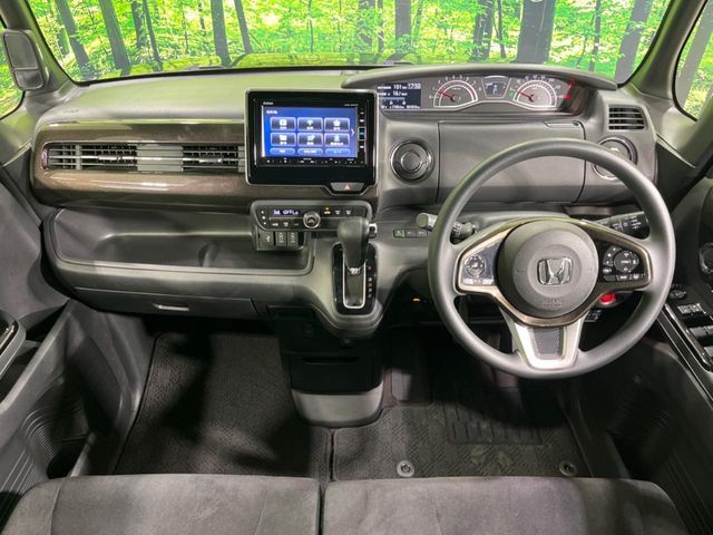 HONDA N BOX CUSTOM 2018