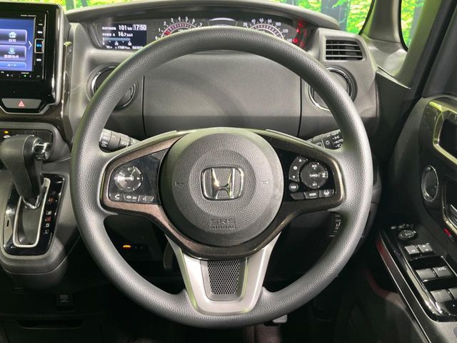 HONDA N BOX CUSTOM 2018