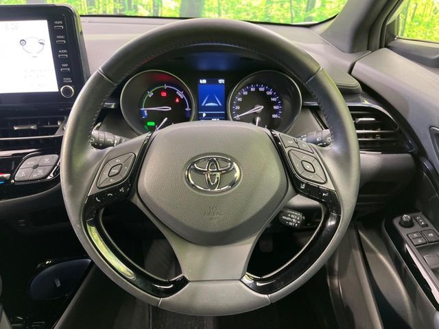 TOYOTA C-HR 2021