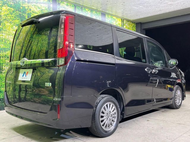 TOYOTA ESQUIRE HYBRID 2015