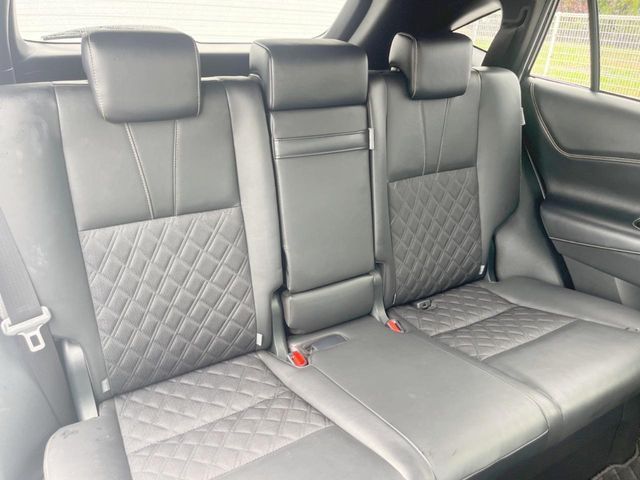 TOYOTA HARRIER 2WD 2018